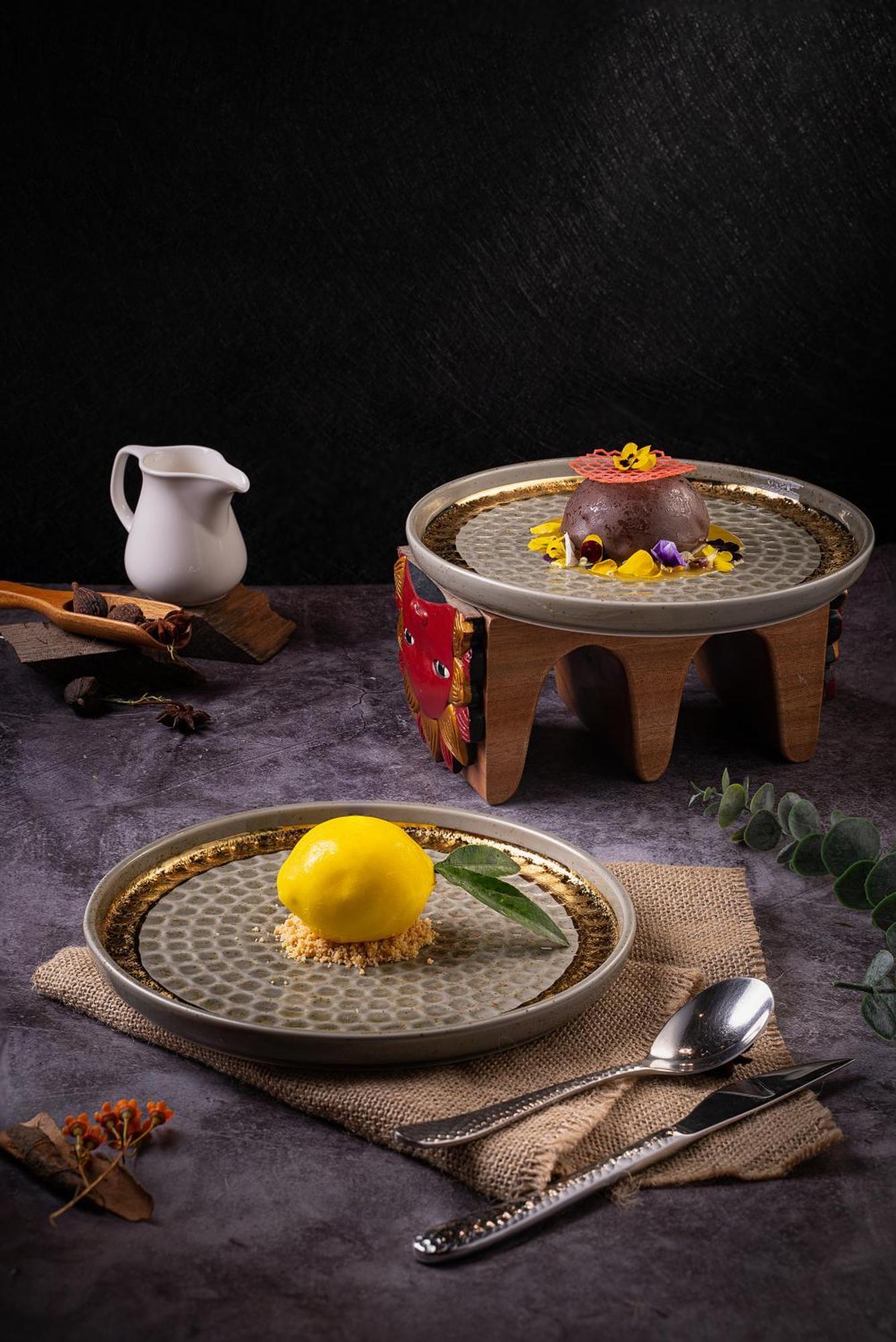 The Oriental Jade Hotel Hanoi Exterior photo A dessert